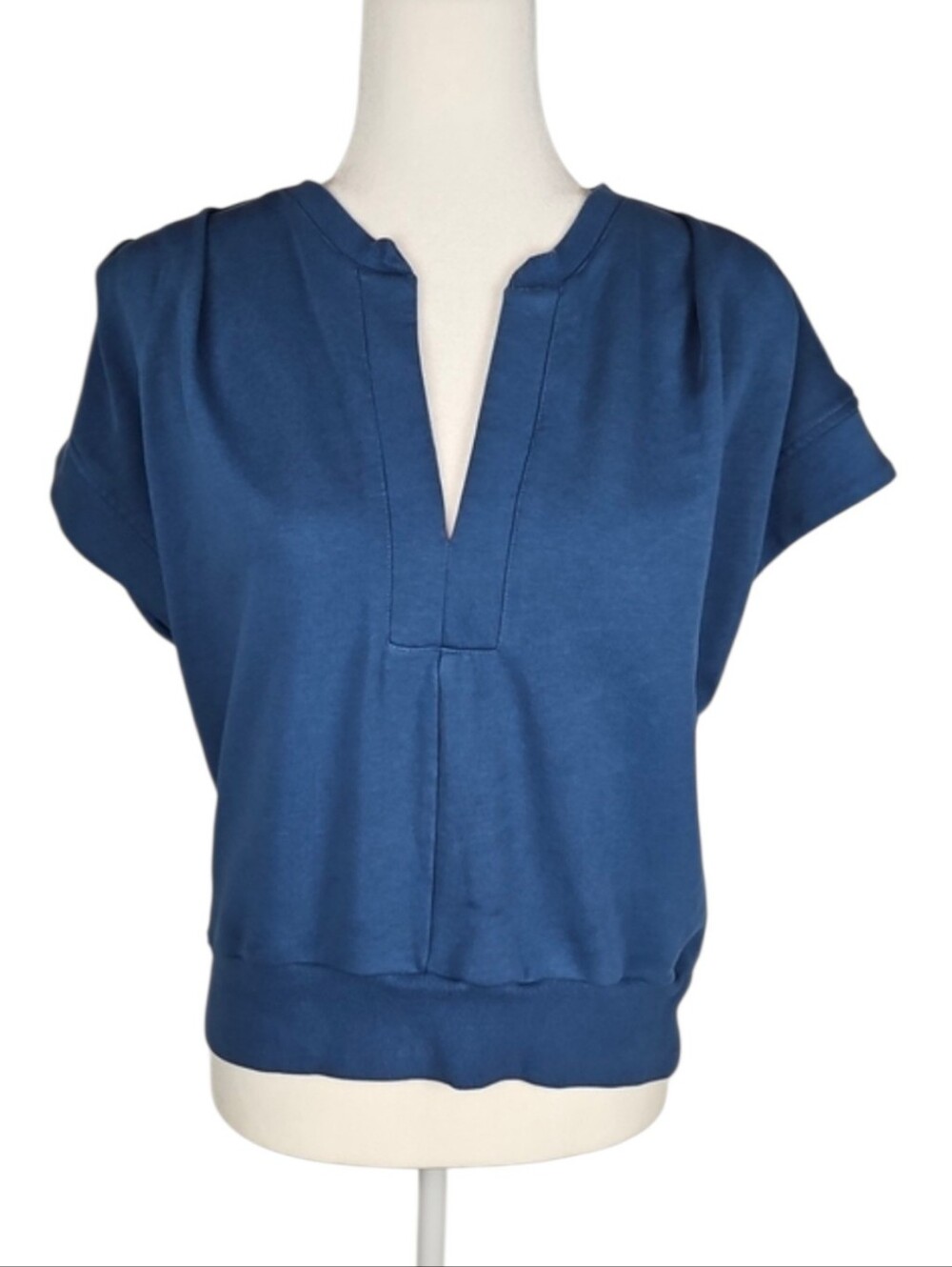 Shoulder Detail Blue Short Sleeve Athletic Style Top, Women's Size *L